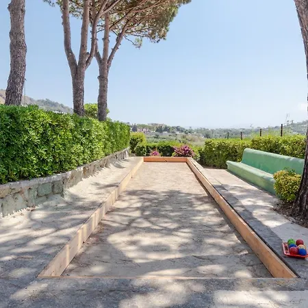 Con Giardino Esclusivo Di 1000 Mq, Piscina, Tennis, Calcio, Bocce Villa Forio di Ischia