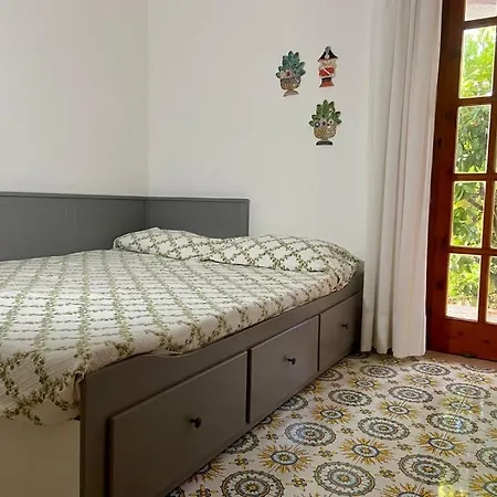 Con Giardino Esclusivo Di 1000 Mq, Piscina, Tennis, Calcio, Bocce Вилла *