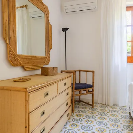 Con Giardino Esclusivo Di 1000 Mq, Piscina, Tennis, Calcio, Bocce Вилла Форио