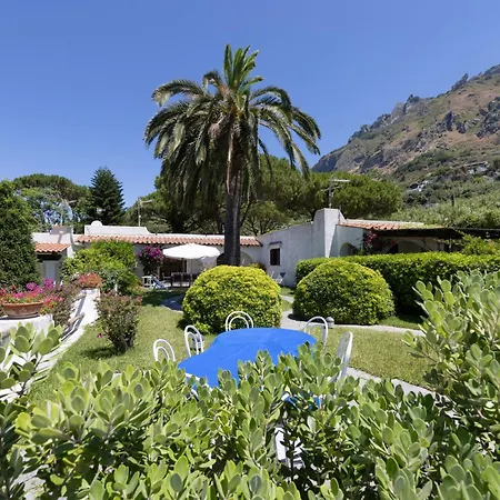 Вилла Con Giardino Esclusivo Di 1000 Mq, Piscina, Tennis, Calcio, Bocce Форио